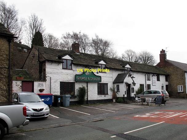 Photo 6"x4" The George and Dragon Macclesfield c2011