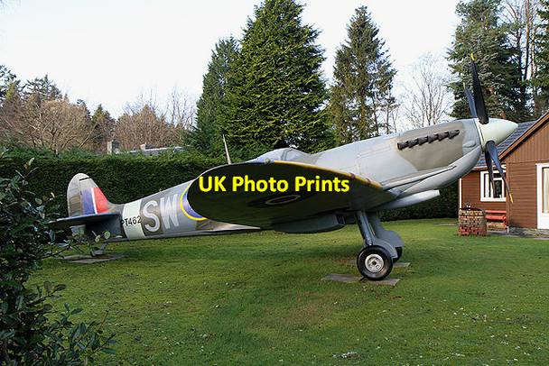 Photo 6"x4" A Spitfire in a Moffat garden Moffat c2012