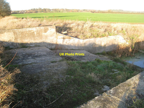 Photo 6"x4" Overflow channel Upton\/SK7354 c2012