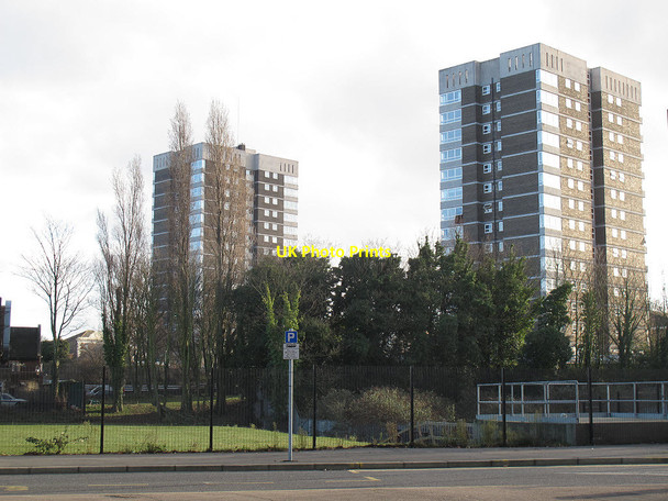 Photo 6"x4" Towerblocks in Erith Erith c2012