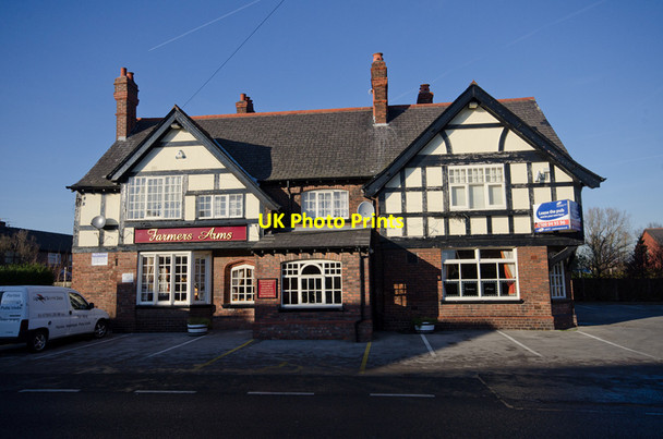 Photo 6"x4" Farmers Arms Pub, Fearnhead Fearnhead c2012