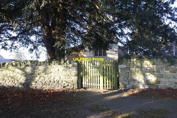 Photo 6"x4" Kissing gate to the church Piddington\/SP8054 c2012
