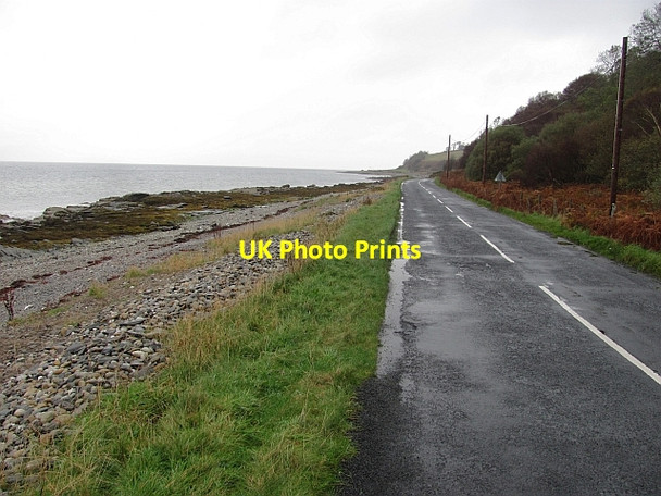 Photo 6"x4" Coast road and beach Pirnmill c2011