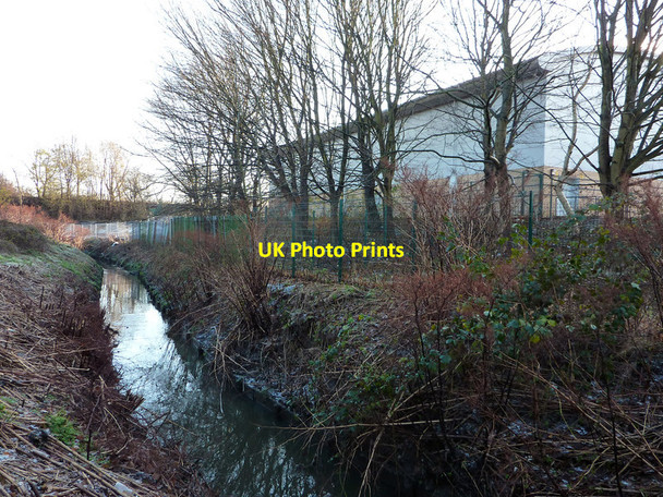 Photo 6"x4" Chorlton Brook at the rear of Chorlton High School Barlow Moor c2011