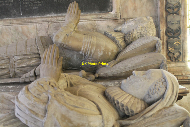 Photo 6"x4" Sir John and Dame Anne Reade, memorial, Wrangle church Hall End\/TF4350 c2012