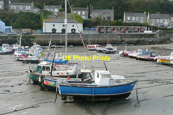 Photo 6"x4" Low tide at Porthleven Porthleven c2011