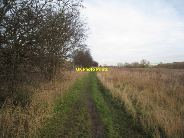 Photo 6"x4" Alongside the motorway Waterside\/SE6713 c2012