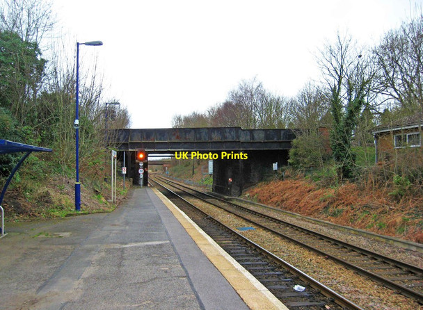 Photo 6"x4" Shalford Railway station, looking west Guildford c2011