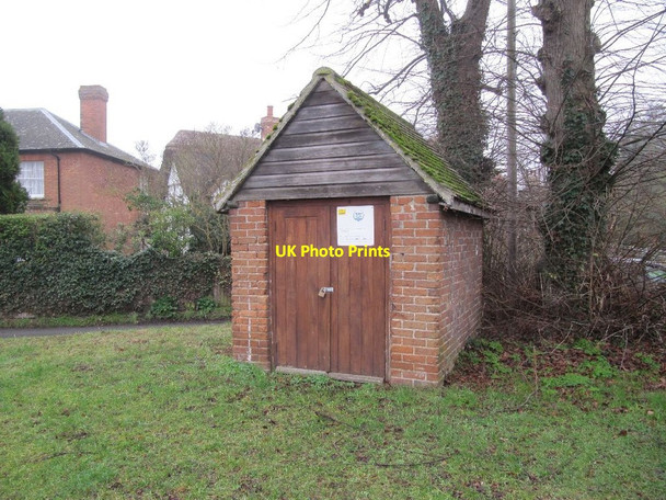 Photo 6"x4" Pumping Station by the cross Long Wittenham c2012
