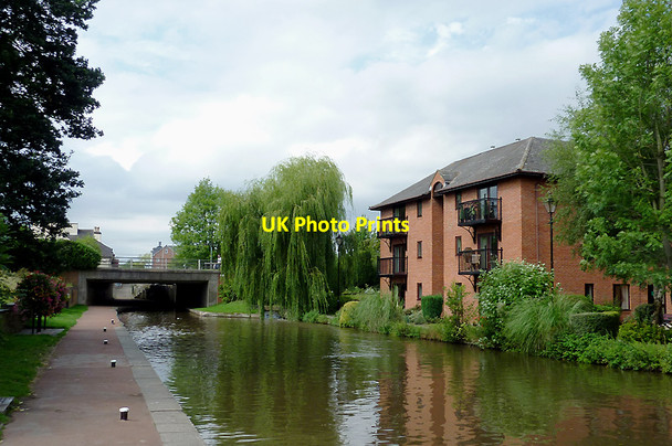 Photo 6"x4" Canal and housing at Stone, Staffordshire Stone\/SJ9034 c2011