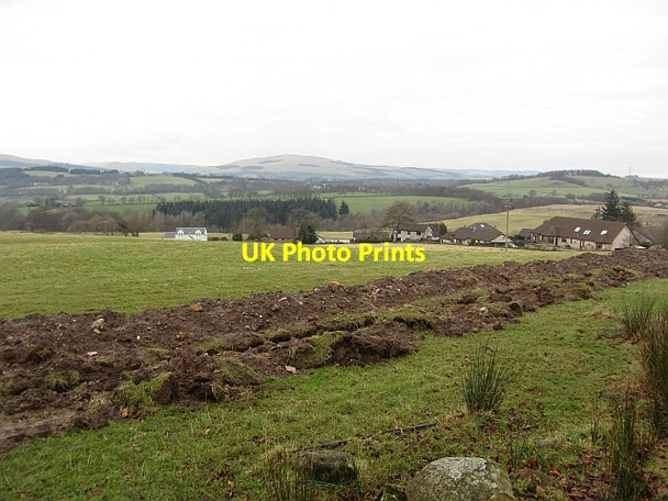 Photo 6"x4" Field. Gartwhinzean Powmill\/NT0298 c2012