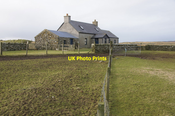 Photo 6"x4" Hannigarth, Uyeasound, Unst Mailand c2012