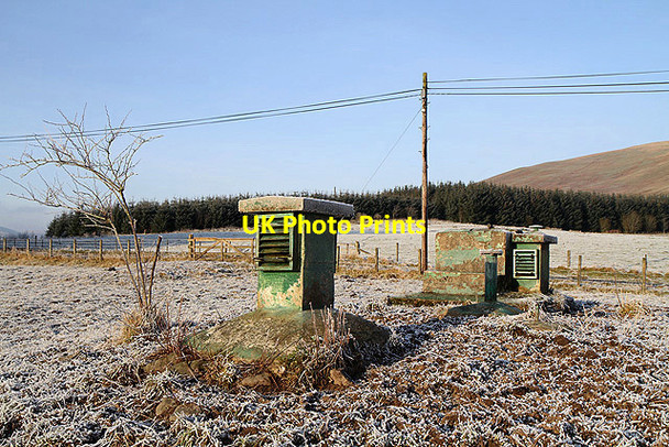Photo 6"x4" The Yarrow ROC Post Craig Douglas c2012