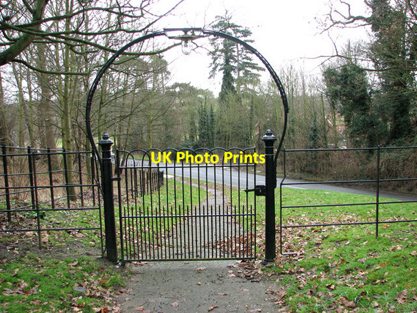 Photo 6"x4" View from the churchyard gate, Brightwell Brightwell c2012