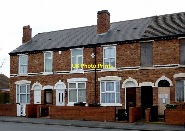 Photo 6"x4" Terraced housing in Bilston, Wolverhampton Bilston\/SO9497 c2012 P1