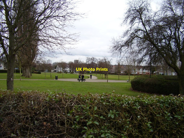 Photo 6"x4" Looking across the park Coventry c2012