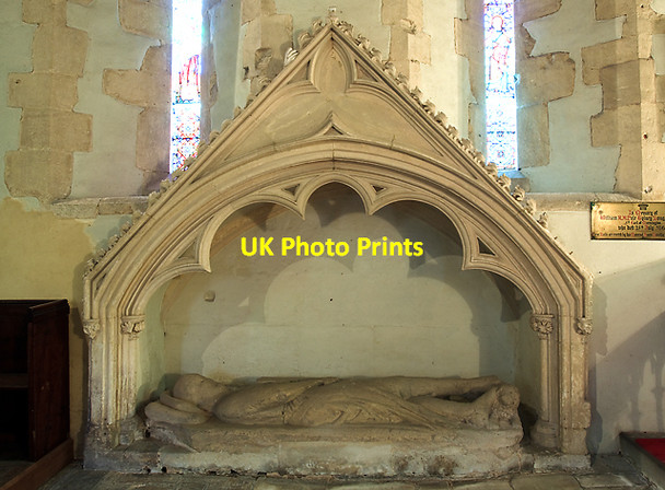 Photo 6"x4" Effigy of a de Cerne knight - church of St James, Draycot Cerne Draycot Cerne c2012