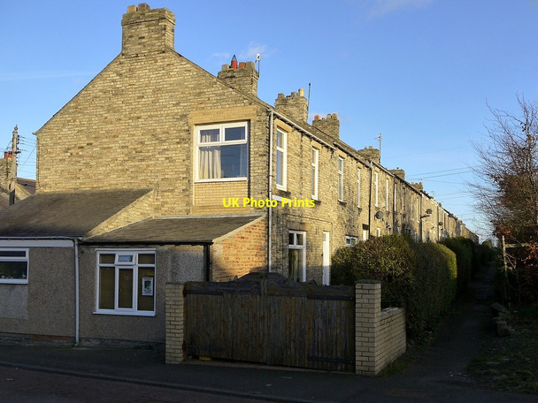 Photo 6"x4" Coronation Street, Crookhill Blaydon c2012