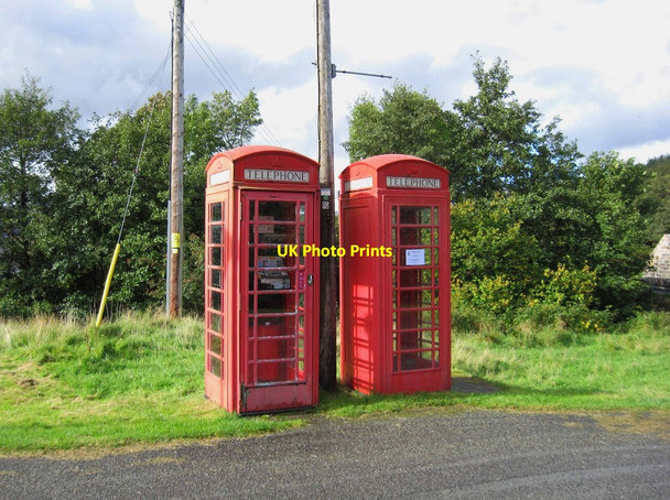 Photo 6"x4" Two red telephone kiosks, Inverarish, Raasay Inverarish c2010