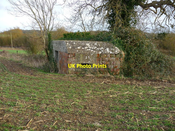 Photo 6"x4" Great Bedwyn - Pillbox Great Bedwyn c2011