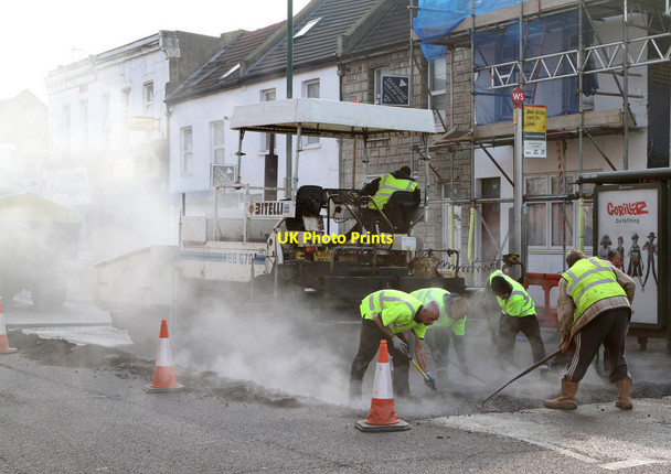Photo 6"x4" Relaying The Road Willesden c2012
