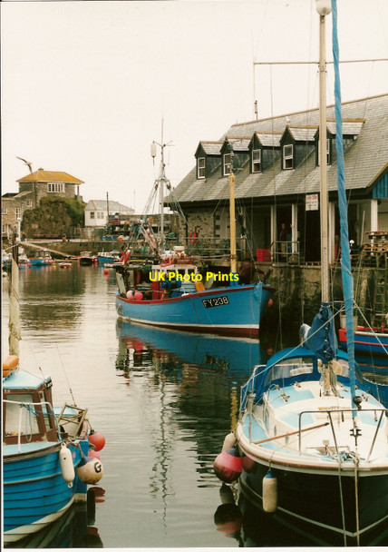 Photo 6"x4" Mevagissey Harbour Mevagissey c1999