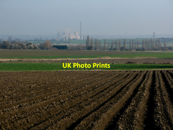 Photo 6"x4" Just the chimney remains Marshborough c2012