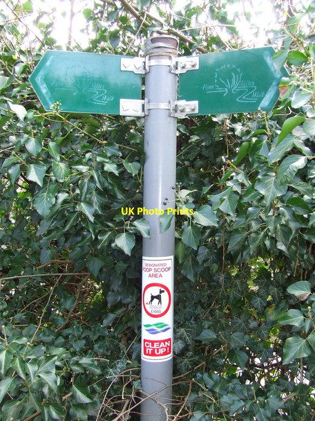 Photo 6"x4" Footpath Sign Beacon Hill\/TM2347 c2012