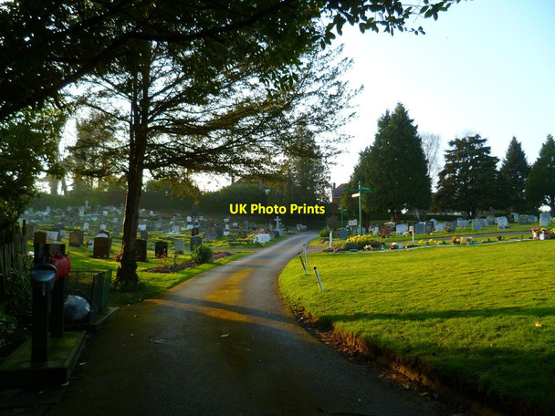 Photo 6"x4" Albert Road Cemetery at Hedge End Hedge End\/SU4912 c2012