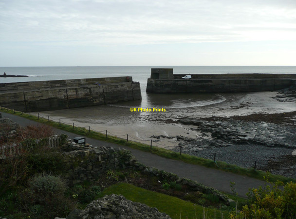 Photo 6"x4" The harbour at Craster Craster c2012