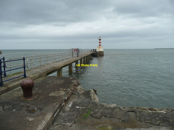 Photo 6"x4" Light on the end of South Jetty Amble c2012