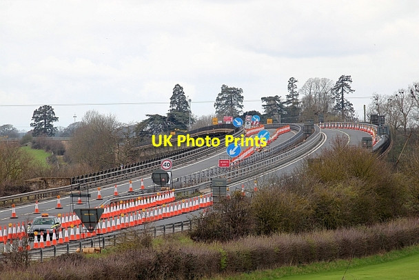Photo 6"x4" M50 over the River Severn closed Queenhill c2012