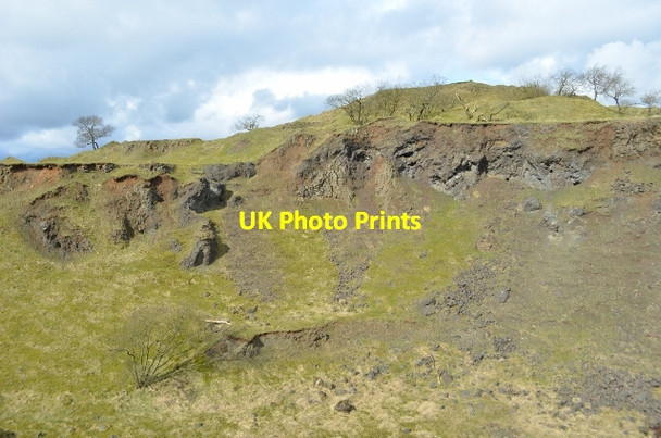 Photo 6"x4" Calton Hill Quarry Blackwell\/SK1272 c2012