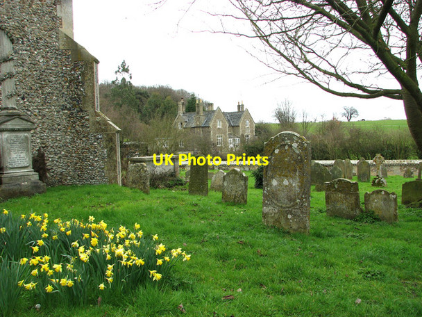 Photo 6"x4" Cottage by St Mary's church, Benhall Saxmundham c2012