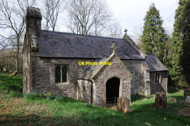 Photo 6"x4" Llancillo church Walterstone c2012