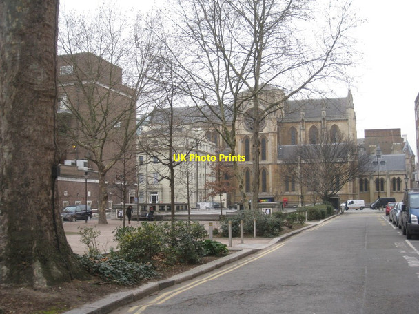 Photo 6"x4" The University church of Christ the King London c2012