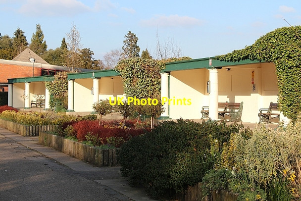 Photo 6"x4" Priory Park shelters Great Malvern c2012