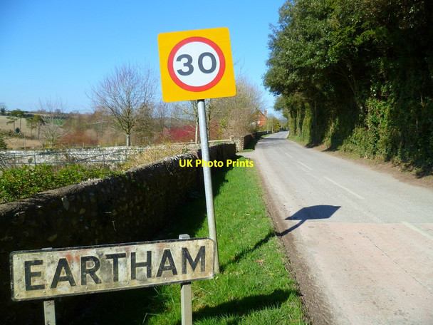 Photo 6"x4" Road entering Eartham from the south west Eartham c2012