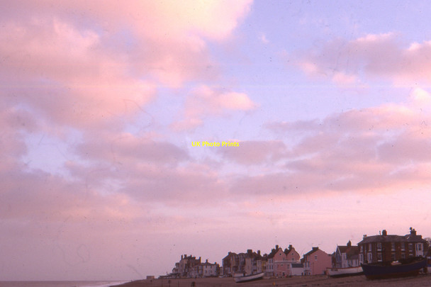 Photo 6"x4" Aldeburgh shore Aldeburgh c1997