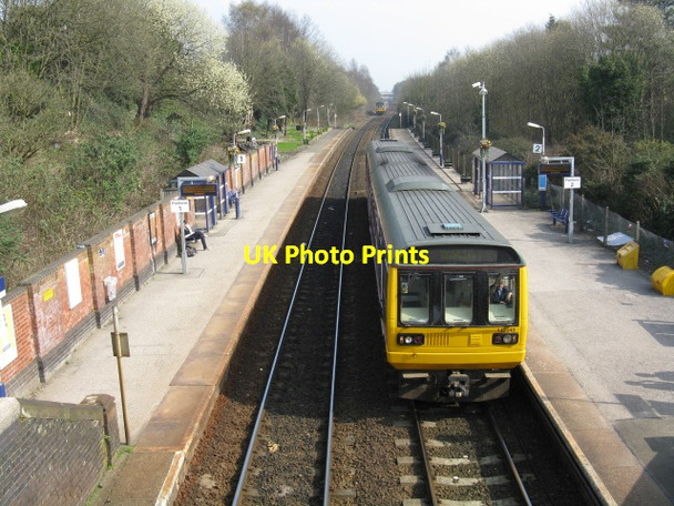 Photo 6"x4" Hindley railway station Hindley\/SD6204 c2012