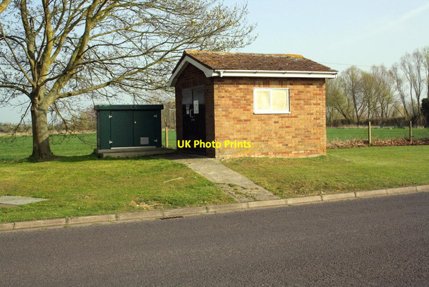 Photo 6"x4" Sewage pumping station, Vane Drive Berinsfield c2012