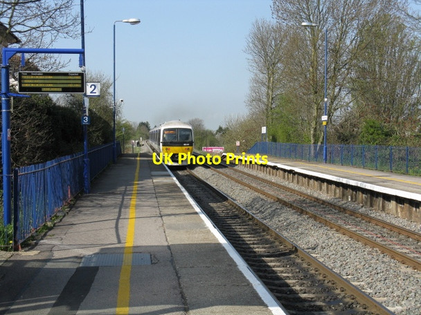 Photo 6"x4" Northolt Park station Northolt c2012