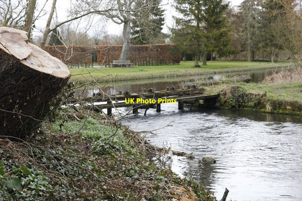 Photo 6"x4" Weir on the Test Bossington\/SU3331 c2012