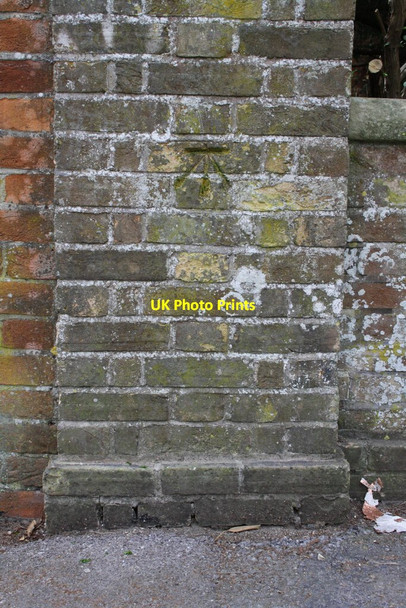 Photo 6"x4" Benchmark on wall pier near King's House Salisbury c2012