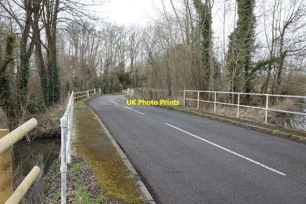 Photo 6"x4" Over the bridges Horsebridge\/SU3430 c2012