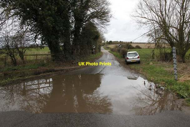 Photo 6"x4" Ford on New Lane King's Somborne c2012