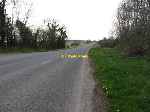 Photo 6"x4" View west along the A25 on the western outskirts of the hamlet of Shinn Cross Roads Mayobridge c2012