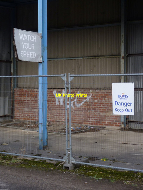 Photo 6"x4" Bovis Homes, Loxley Valley Stacey Bank c2012