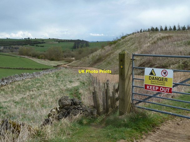 Photo 6"x4" Path at the edge of quarry workings below Griffe Grange Carsington c2012