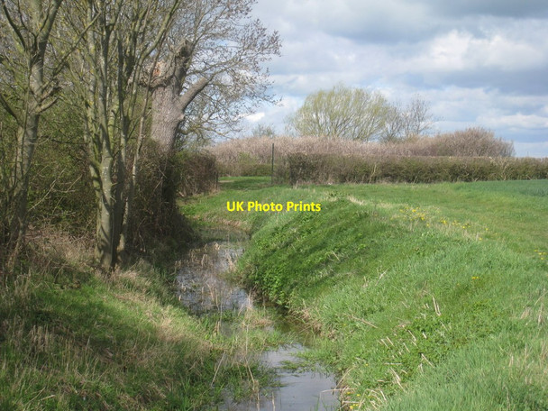 Photo 6"x4" Footpath alongside Winter Beck Easthorpe\/SK8138 c2012